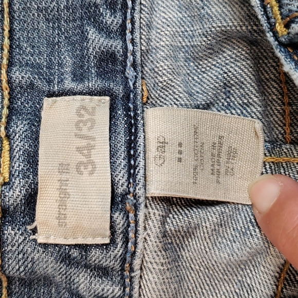 Gap straight leg jean, size 34/32 - Picture 5 of 7